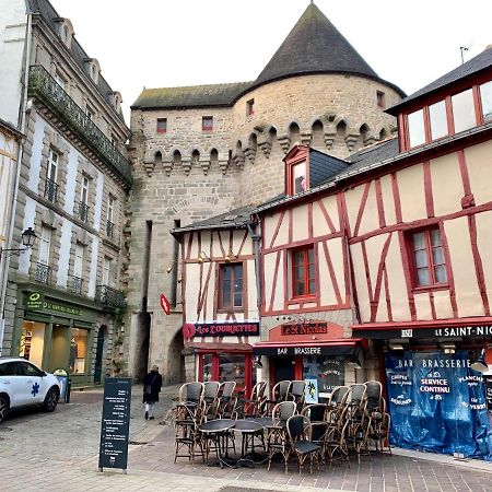 Le Lac Au Duc Vannes Bagian luar foto